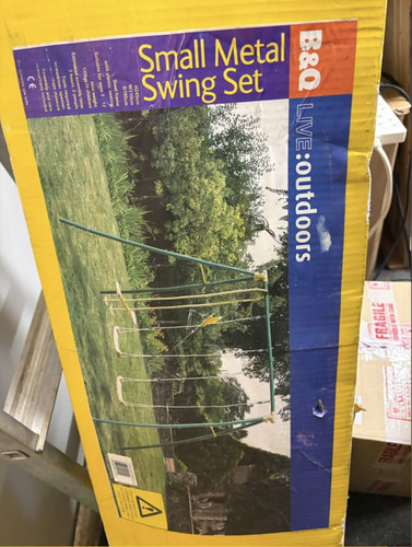 Small metal swing set 3 - metal,
